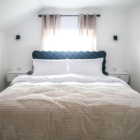 La Casa Apartments Ягодина Экстерьер фото