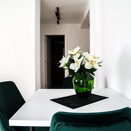 La Casa Apartments Ягодина Экстерьер фото