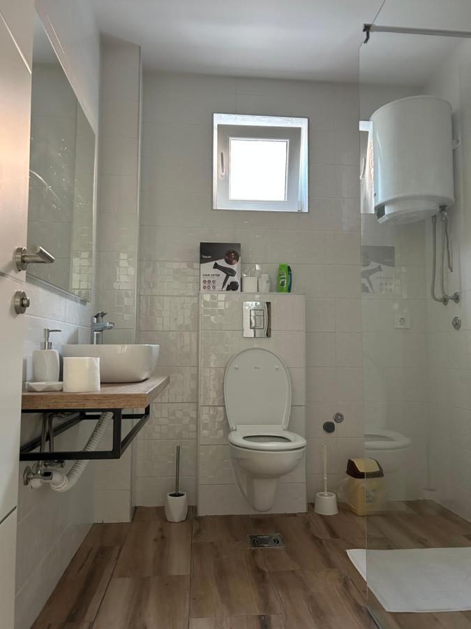 La Casa Apartments Ягодина Экстерьер фото