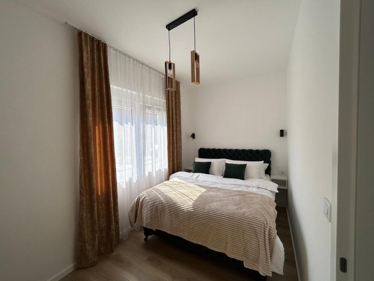 La Casa Apartments Ягодина Экстерьер фото