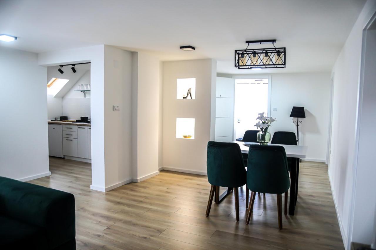 La Casa Apartments Ягодина Экстерьер фото